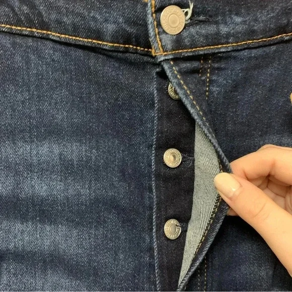 Levi’s Ribcage Straight Ankle Jeans - Picture 3 of 12